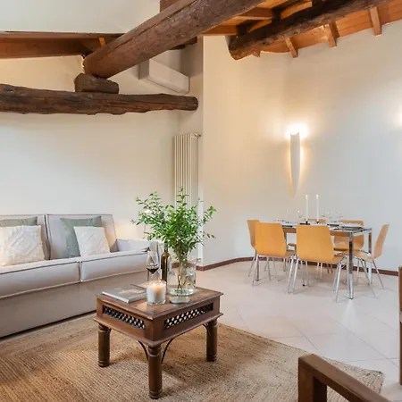 Apartment Plinio 10 By Rent Como