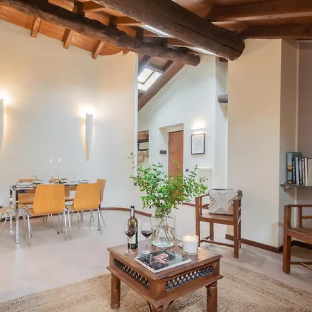 Apartment Plinio 10 By Rent Como